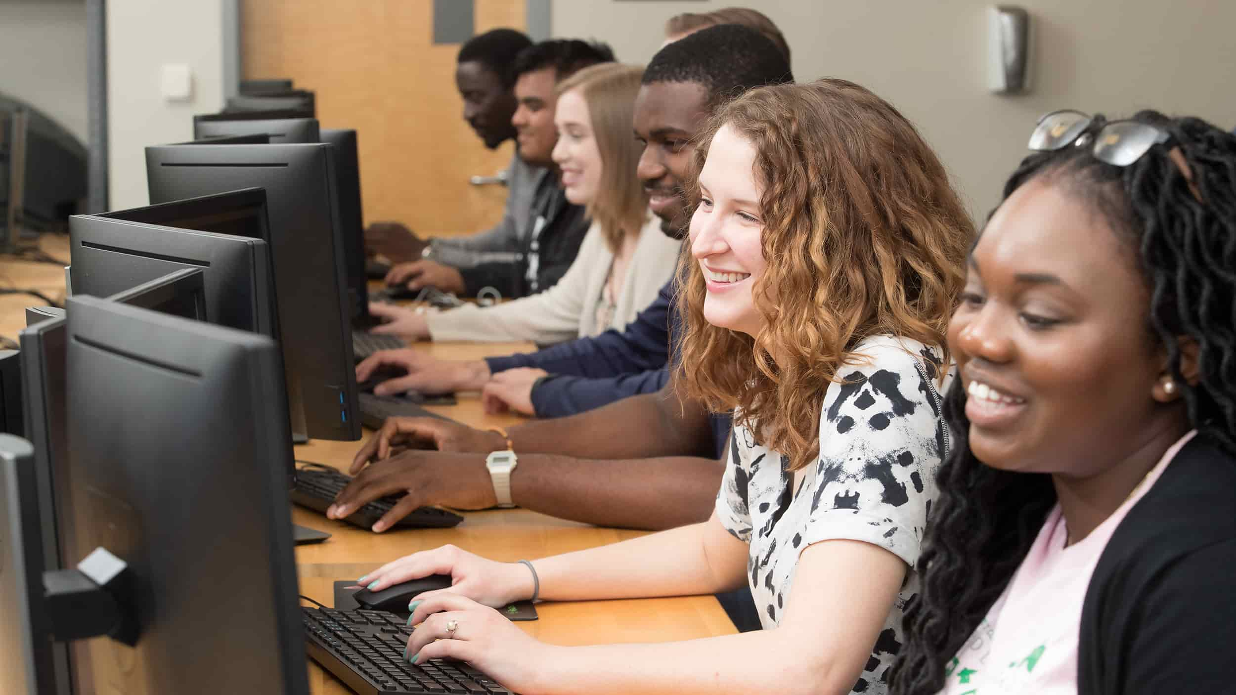 Georgia southern student's attending a class on the Statesboro Campus.