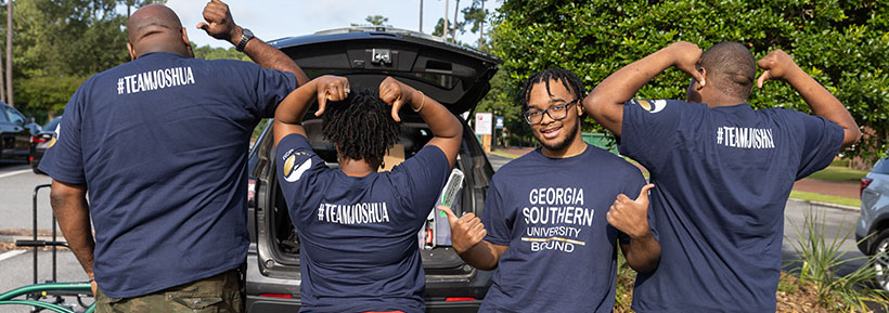 Family dropping their student off at Georgia Southern.