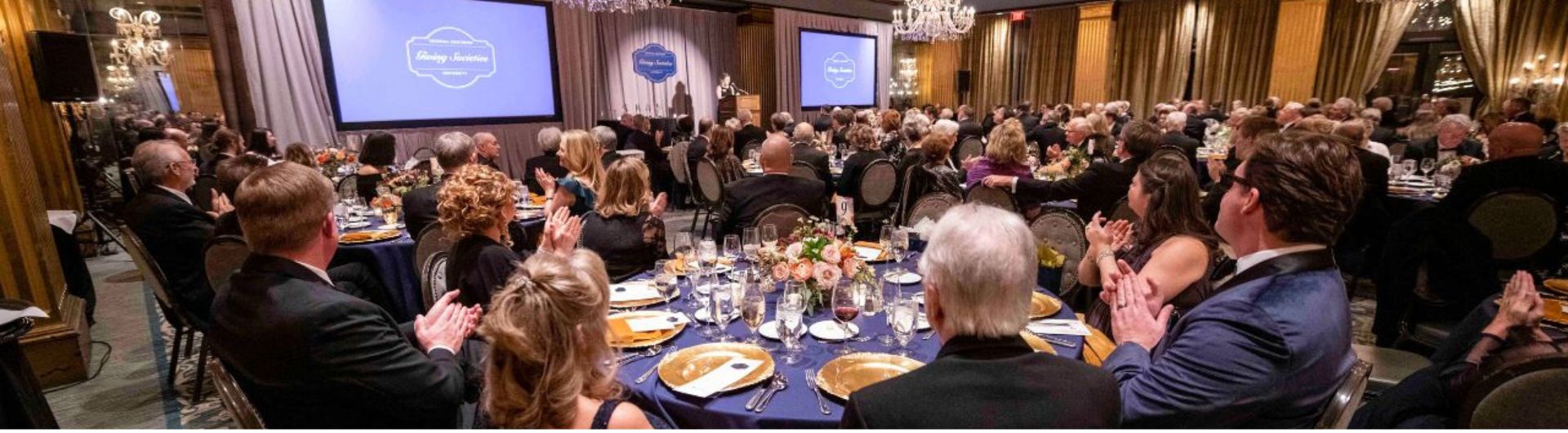 photo of Gratitude Gala attendees at dinner