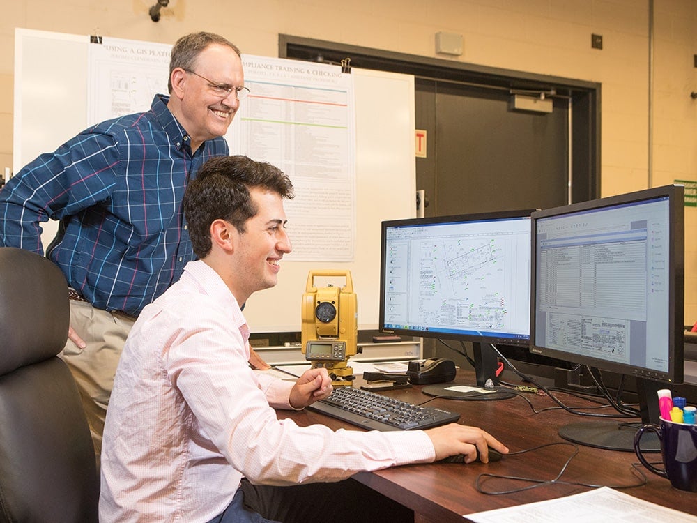 Georgia Southern student and professor researching for BS in Construction Engineering program