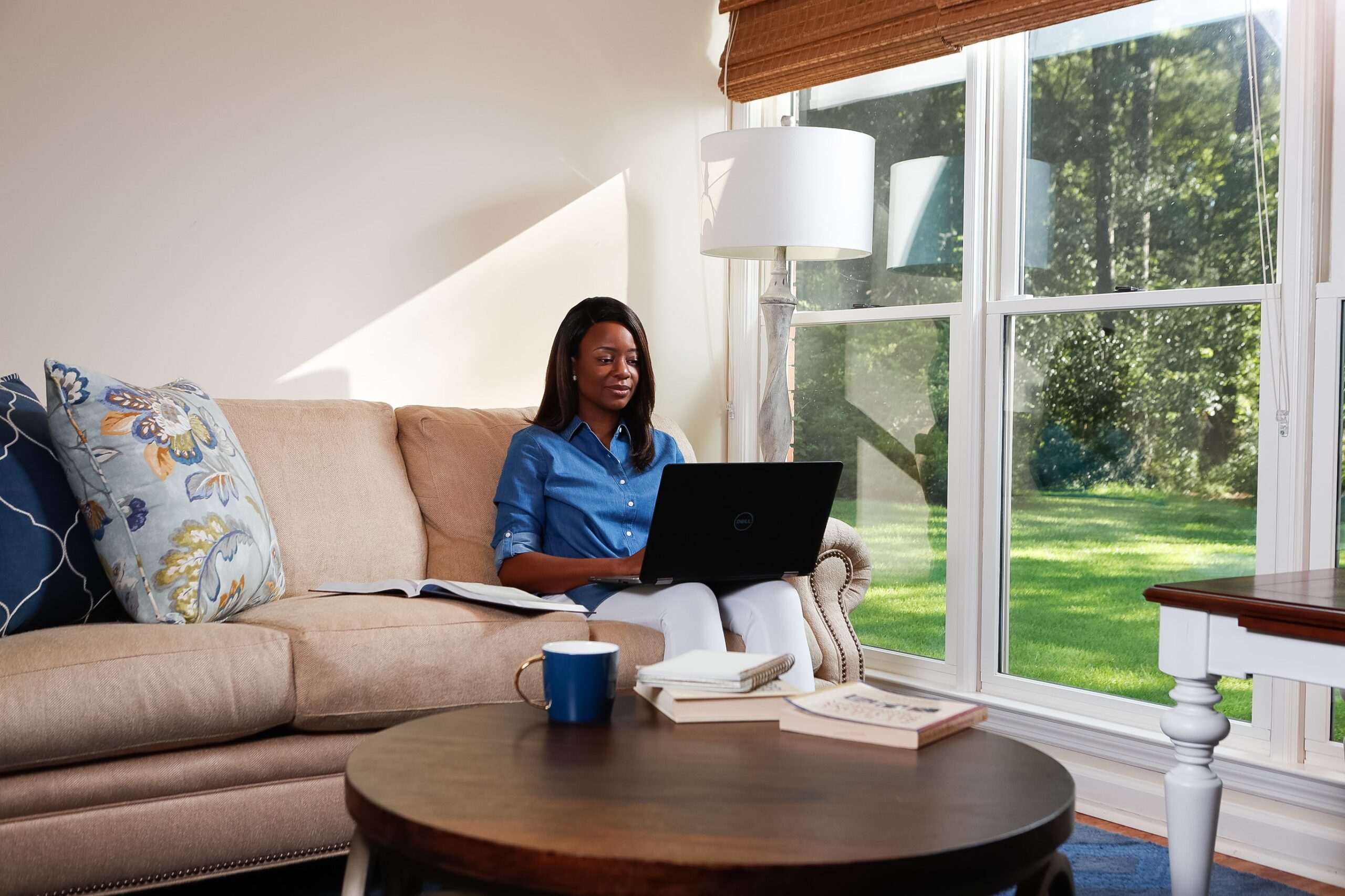 A student enrolled in Georgia Southern's M.A. in Professional Communication and Leadership program attends an online class from home